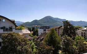 Appartement Proche Lac Et Commerces